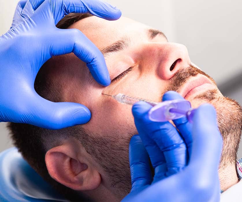 Supprimer les rides : injections de Botox ou d’acide hyaluronique ? | Dr Liwarek | Paris 16